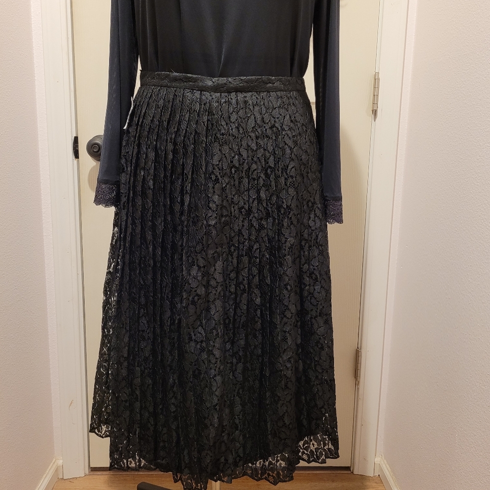 💕Sale💕Banana Republic Skirt Size 12